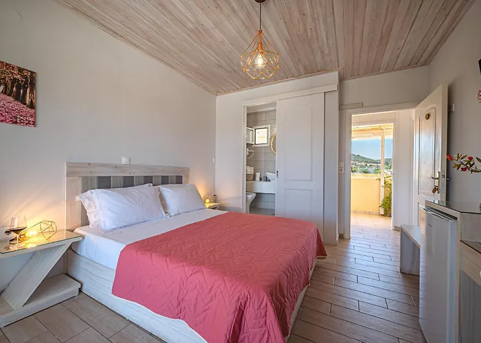 Leonidas Resort